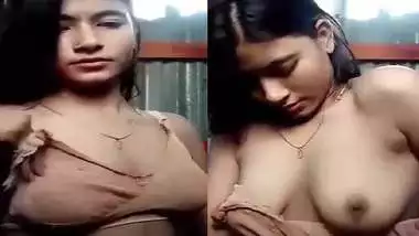 Bengali village girl sexy and nude fingering MMS